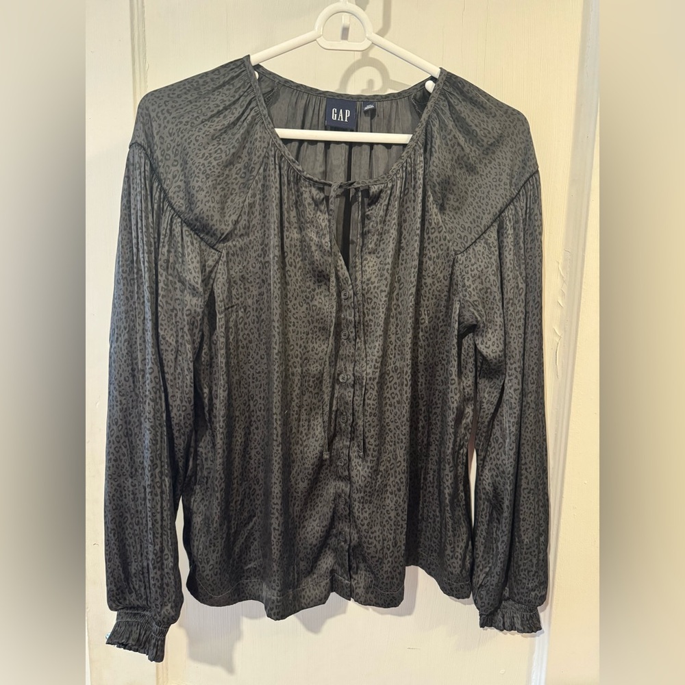 Gap silky leopard-print button-down top
